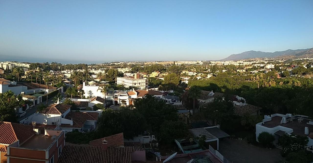 Spacious, Fresh And Fantastic Views Leilighet Marbella