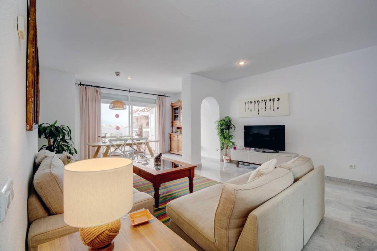 Leilighet Spacious, Fresh And Fantastic Views Marbella
