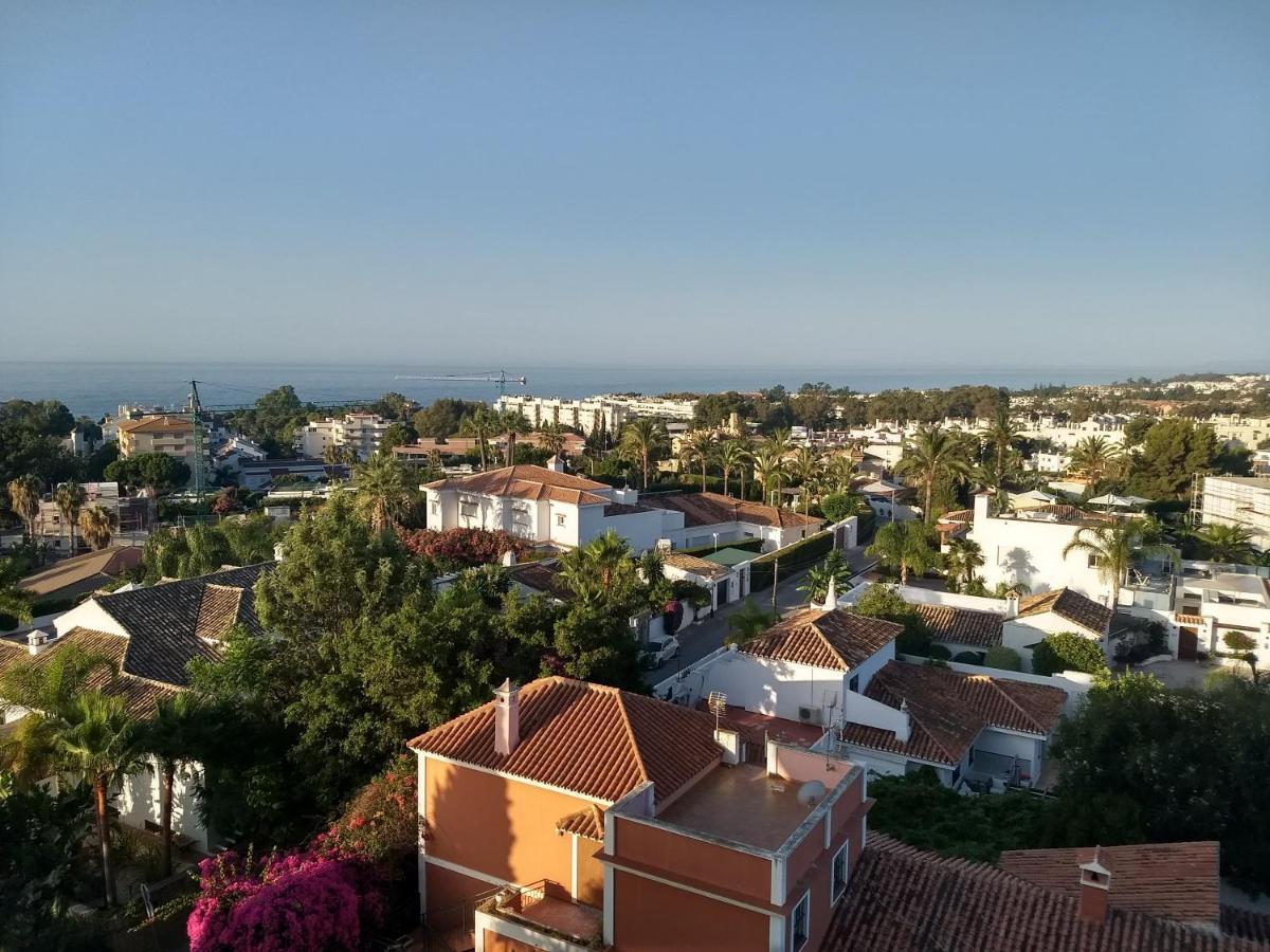 Apto. Con Vistas En Nueva Andalucía *